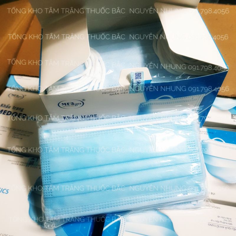 Khẩu trang y tế 4 lớp hộp 50c