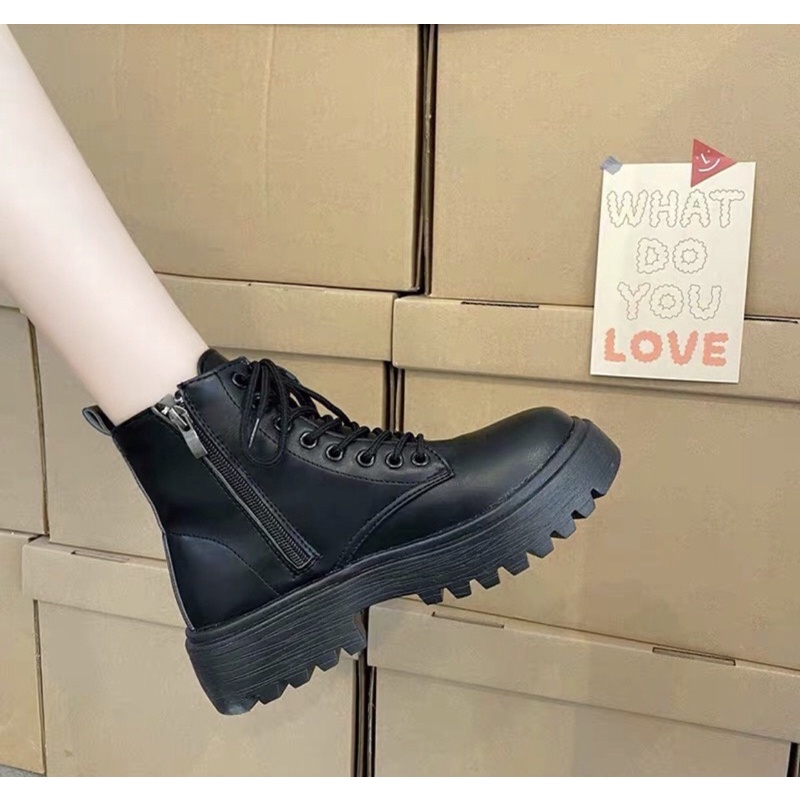 Bốt nữ, Giày cao cổ nữ kiểu dáng ullzangg cho học sinh sinh viên mã LC92 | BigBuy360 - bigbuy360.vn