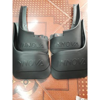 Chắn bùn đen cao cấp xe toyota innova đời 2009 - 2011.