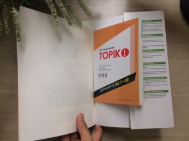 Sách Cẩm Nang Luyện Thi Topik I (Bản màu) - Tác giả: Châu Thùy Trang | BigBuy360 - bigbuy360.vn