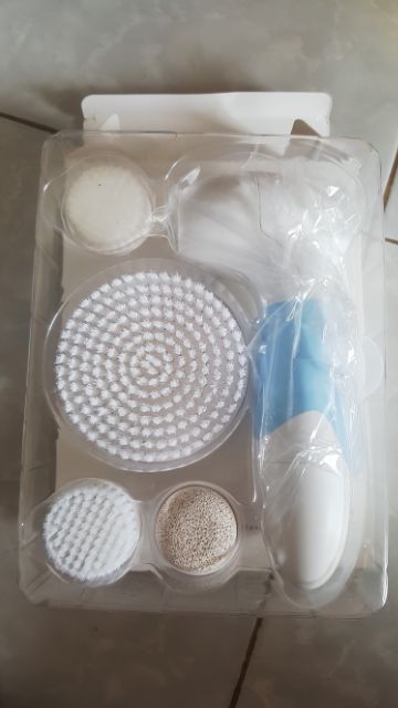 Máy rửa mặt công nghệ Nhật Bản Flawless | BigBuy360 - bigbuy360.vn