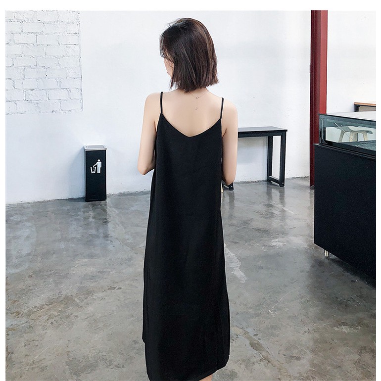 Váy 2 dây dáng dài, chất lụa basic, đầm ngủ suông có thể mặc đi biển, có màu trắng, đen CRD001