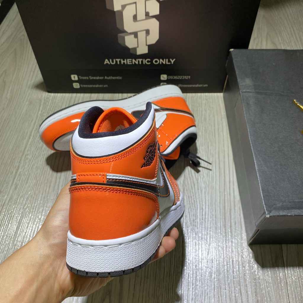 [ CHÍNH HÃNG ] Giày thể thao NIKE AIR JORDAN 1 MID TURF ORANGE