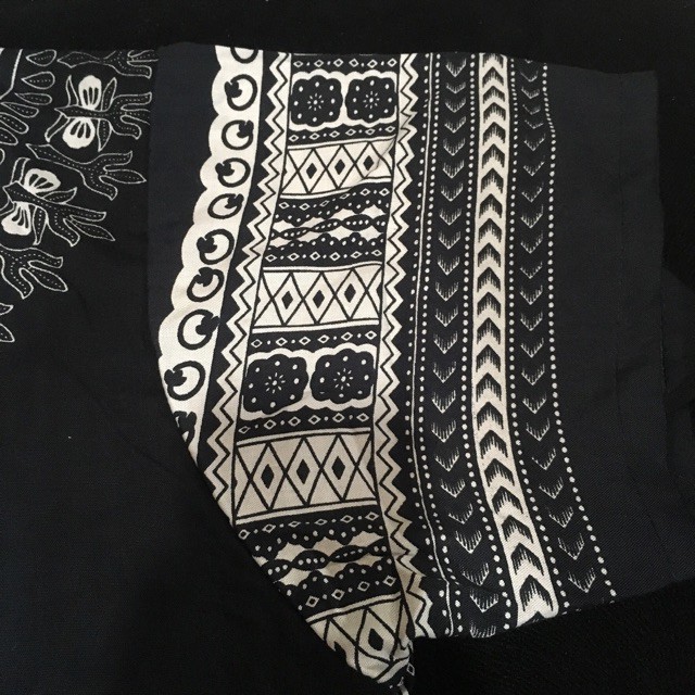 Áo Thun In Họa Tiết Thổ Cẩm Dashiki Màu Trắng Đen Phong Cách Bohemian Cho Nam