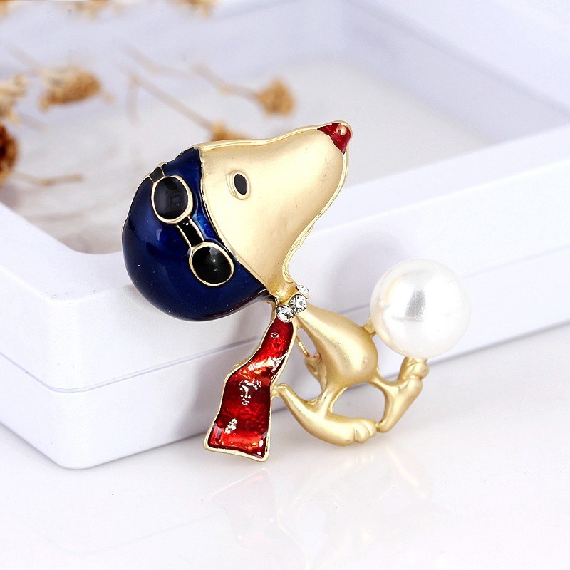 Cute Gold Rhinestone Pearl Snoopy Dog Brooch Pin Kids Gift Jewelry
