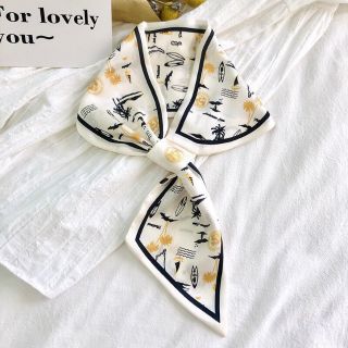 KHĂN LỤA TÔ CHÂU