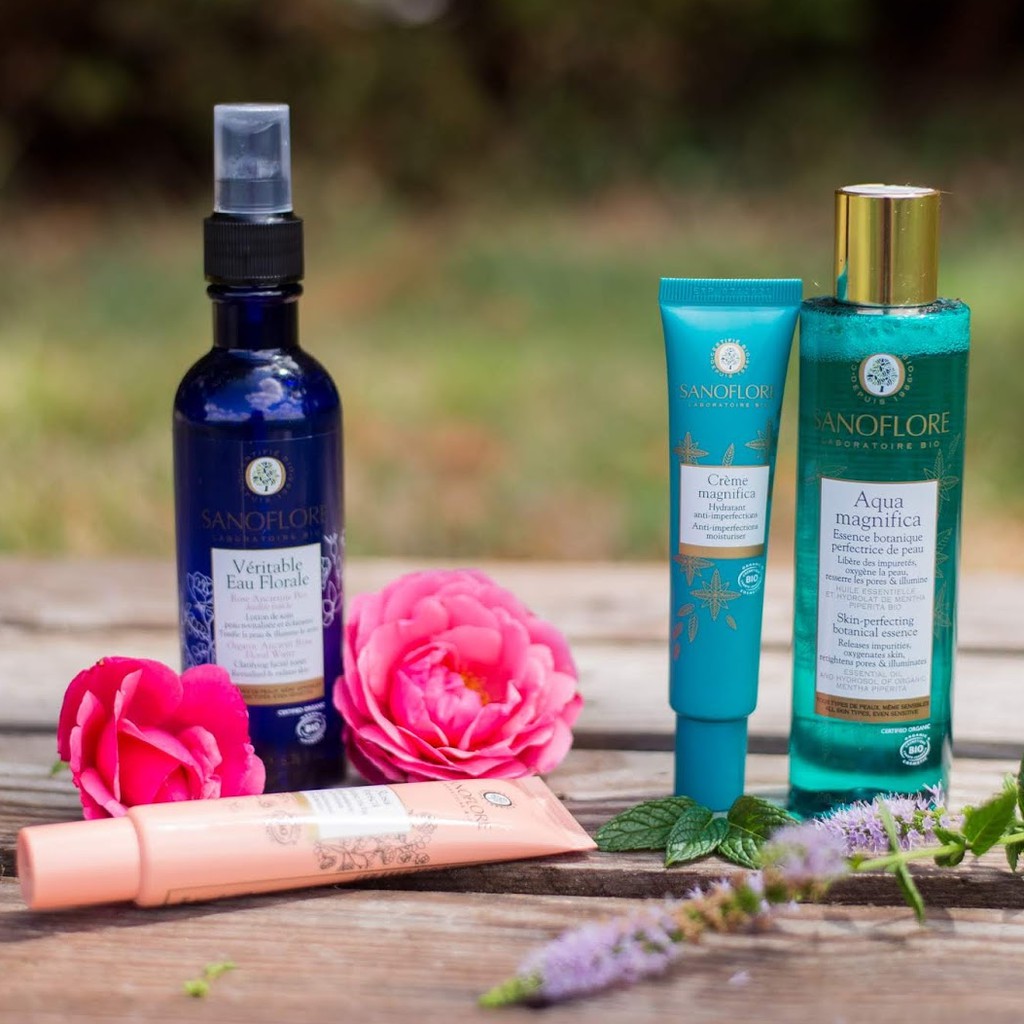 Sanoflore Véritable Eau Florale Rose Ancienne Bio - Nước Cân Bằng Da Cho Da Nhạy Cảm 200ml | BigBuy360 - bigbuy360.vn