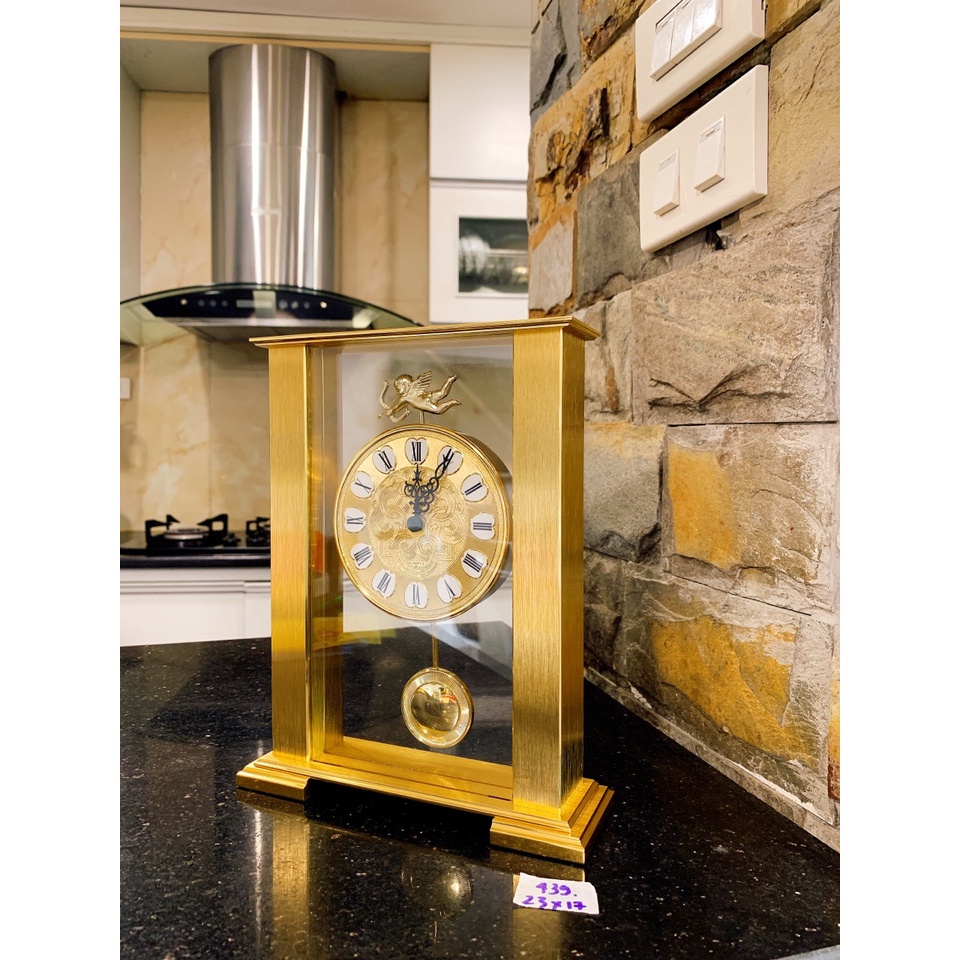 Đồng hồ để bàn Seikoo mặt số la mã sang trọng