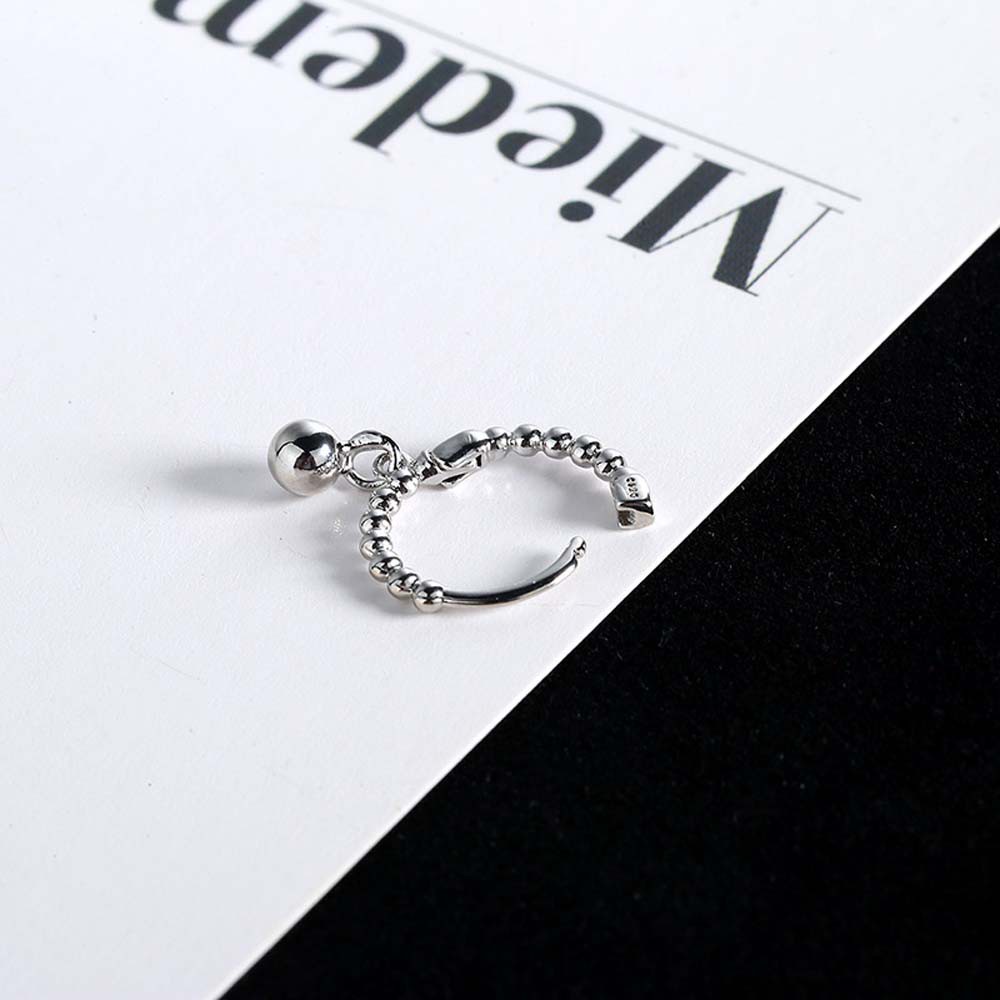 Khuyên tai nữ trang tạo hình độc đáo