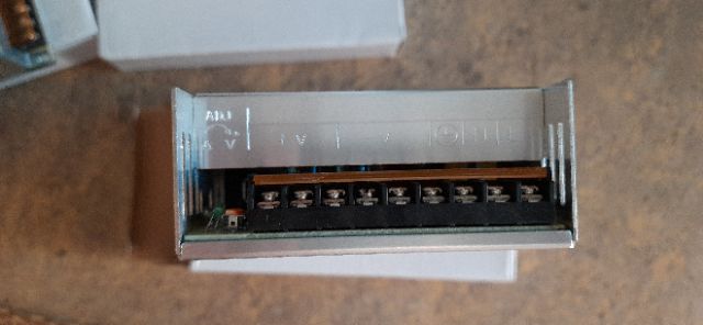 Nguồn 12v -30A vỏ nhôm có quạt tản nhiệt