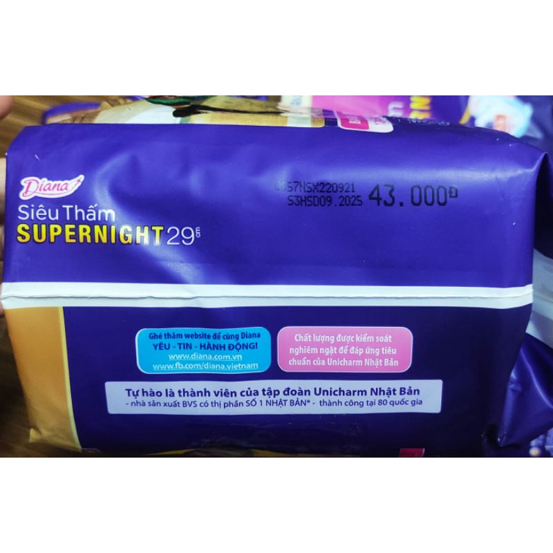 Băng vệ sinh Diana đêm Siêu thấm Super Night 29cm 35cm 12 miếng