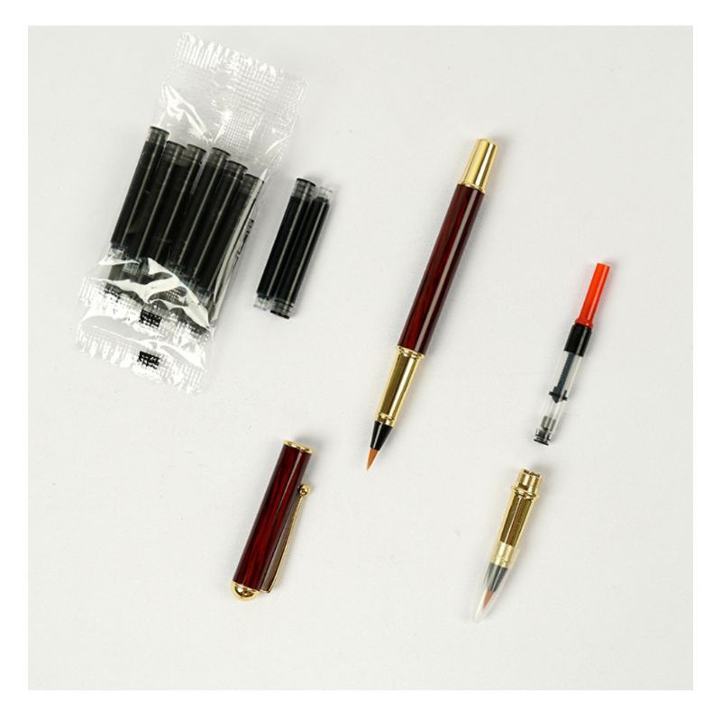 Bộ bút lông bơm mực cao cấp gồm có:- 1 hộp đựng bút.- 1 bút lông bơm mực - 1 ruột bút và 1 ngòi lông dự phòng