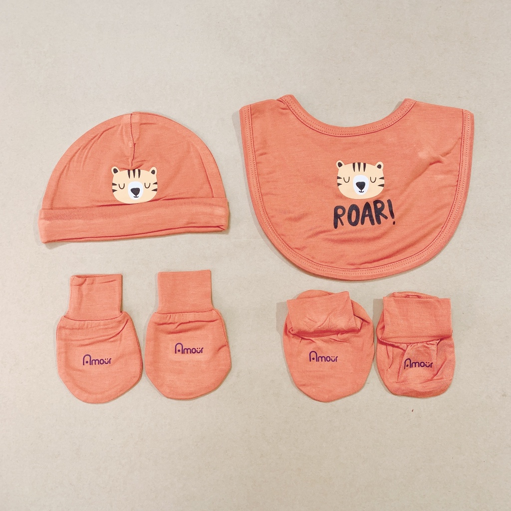 SET MŨ YẾM BAO CHÂN TAY SƠ SINH CHẤT SỢI TRE AMOUR