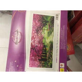 Tranh thêu con đường hoa tím tình yêu kt 164-77cm(hình thật)