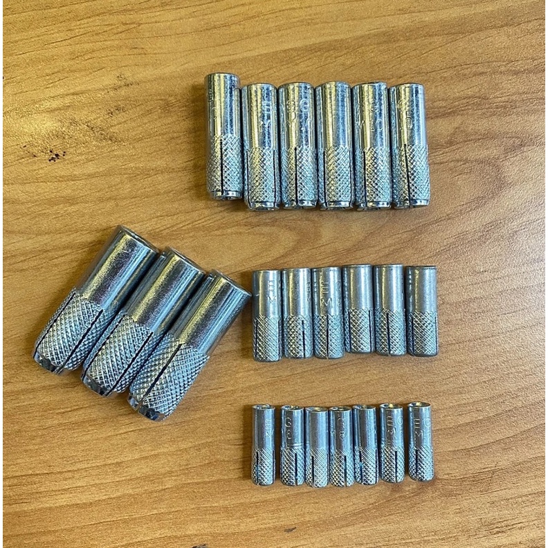 Tắc kê Nở Đạn