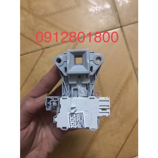 Công tắc cửa máy giặt Electrolux 10932 /12942 / 12732 / 12933 / 12935 / 12938 / 12022 / 14113 / 12853