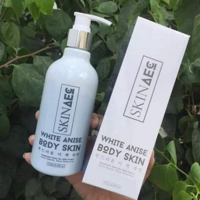 Sữa Tắm Kích Trắng Than Hoạt Tính Skin AEC