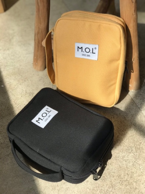 Túi đựng bút: M.O.L TEDDY BAG