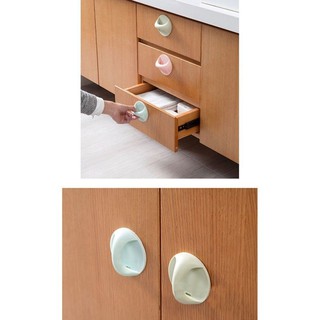TAY NẮM CỬA 9*9 CM