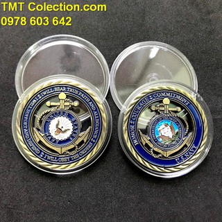 Xu Huy Hiệu Danh Dự Dũng Cảm và Cam Kết Hải Quân Mỹ; Trên đồng xu được in hình quốc huy của Mỹ trên mỏ neo- SP005281