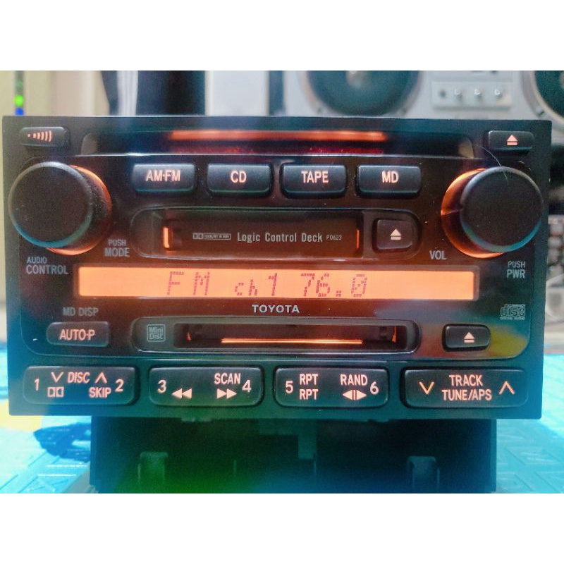 Đầu phát nhạc Pioneer Toyota CD MD TAPE AUX RADIO giành lắp chung cho các loại xe