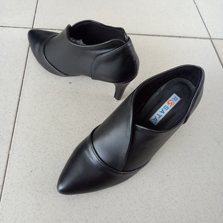 Giày boot nữ cổ thấp đế cao 7cm màu đen thời trang hàng hiệu rosata ro35 | BigBuy360 - bigbuy360.vn
