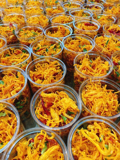 Khô gà lá chanh cay 500g