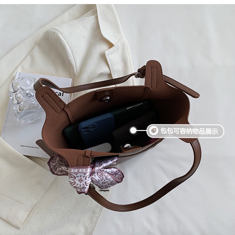 Túi Xách Đeo Vai Sức Chứa Lớn Mẫu Mới 2022 Phong Cách retro Phổ Biến Cho Học Sinh