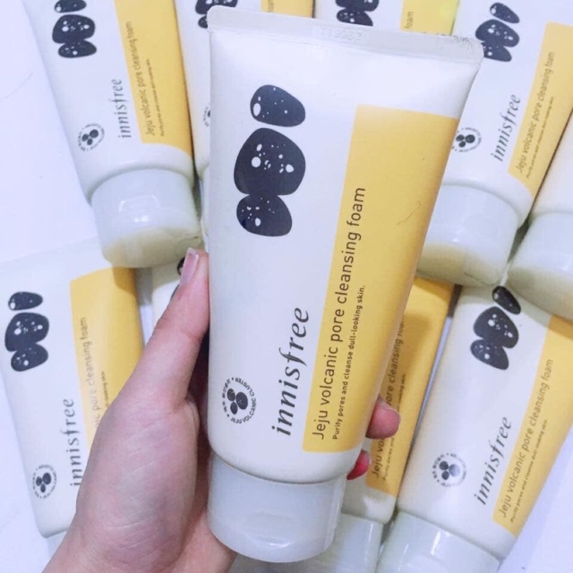 Sữa rửa mặt than tre innisfree
