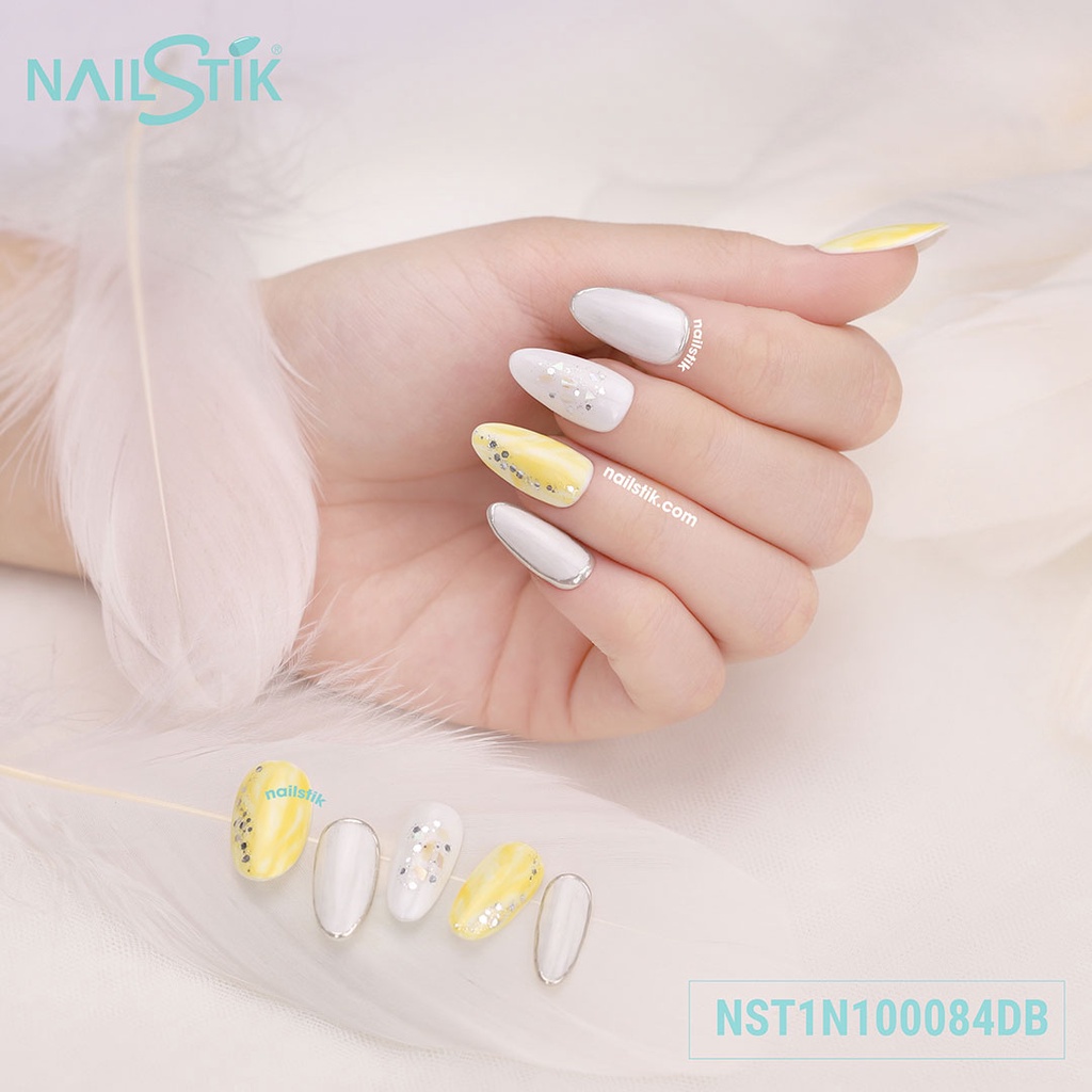 Móng úp thiết kế by NAILSTIK, màu xám vàng, form móng bầu, ngắn/dài, 084