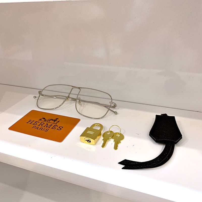 Túi xách QUẢNG CHÂU CAO CẤP Hơi Mệt