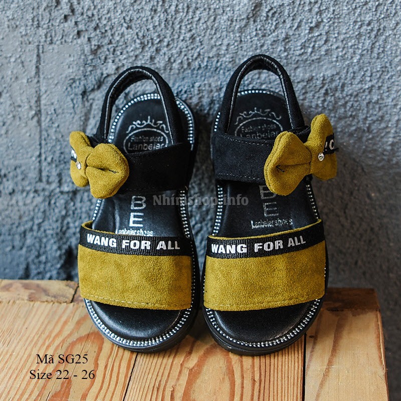 Dép sandal cho bé gái 1 - 3 tuổi quai hậu màu vàng gắn nơ xinhh xắn phong cách Hàn Quốc SG25