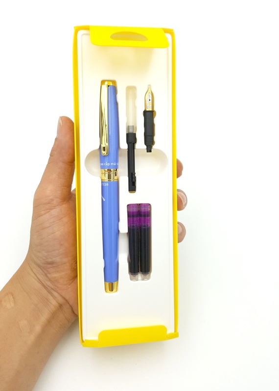 Bộ Bút Máy TP-FTC09 Mực Tím Kèm 1 Bộ Ngòi Và 2 Ống Mực - Màu Xanh - Thiên Long