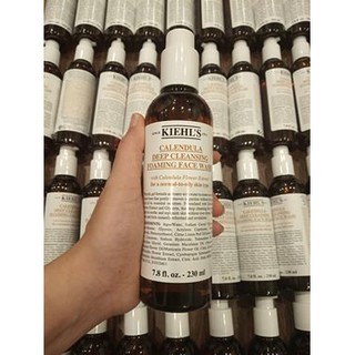 Sữa rửa mặt Kiehl hoa cúc 230ml