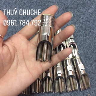 núm uống nước cho heo