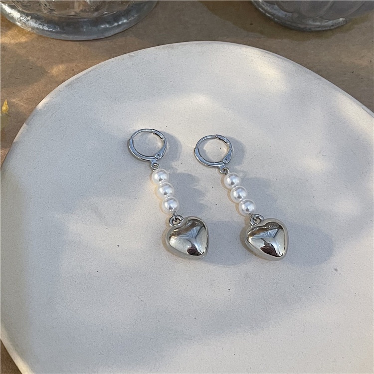 Đôi khuyên tai hình trái tim đính ngọc trai giả thời trang cho nữ
