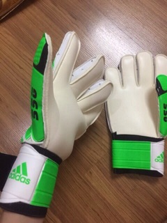 Găng tay thủ môn ADIDAS (CÓ XƯƠNG)
