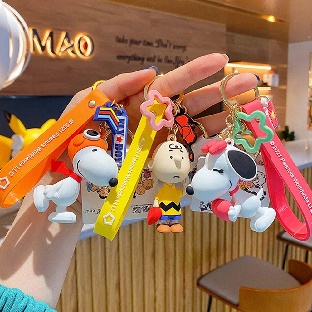 Móc Khóa Hình Chú Chó Snoopy Dễ Thương