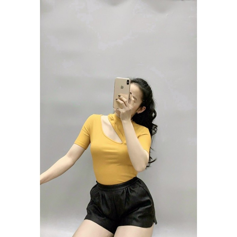áo phông body zip khoét ngực