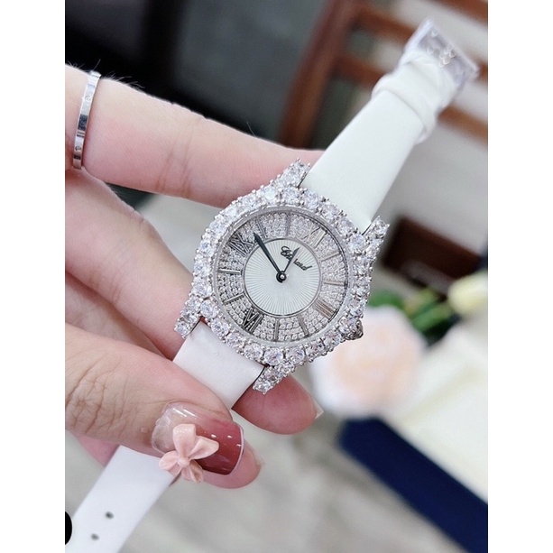 ĐỒNG HỒ NỮ C h o p a r d Size 32mm MÁY PIN NHẬT BẢO HÀNH 18 Tháng