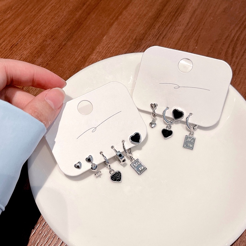 Bộ 6 Khuyên Tai Hình Trái Tim Màu Đen/Bạc Đơn Giản Thời Trang Cho Nữ