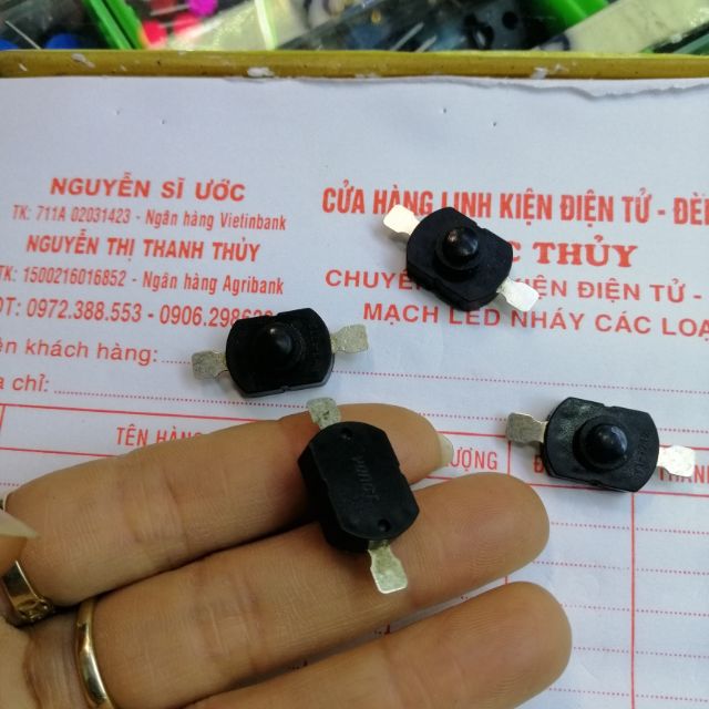 10c Công tắc đèn 2 chân