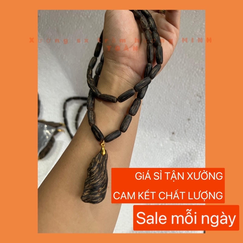 Mặt trầm Huong đeo cổ, móc khoá hút tài Lộc