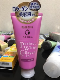 Sữa rửa mặt PERFECT WHIP - SENKA