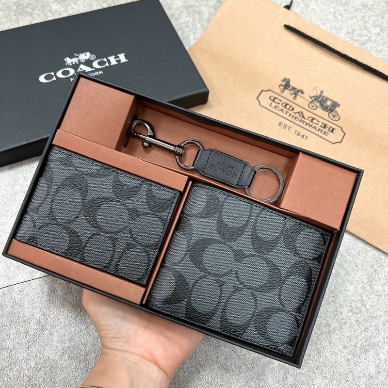 Sét ví da nam siêu đẹp Coach kèm 1 ví card và 1 móc khoá