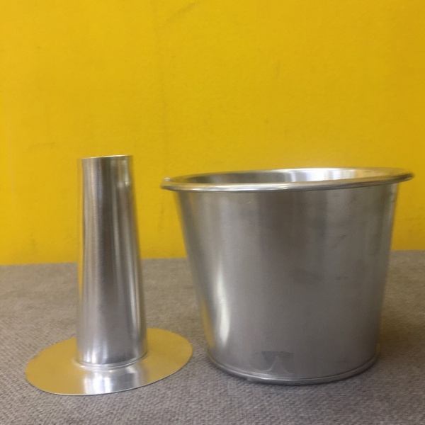 Khuôn chiffon đáy rời 22cm