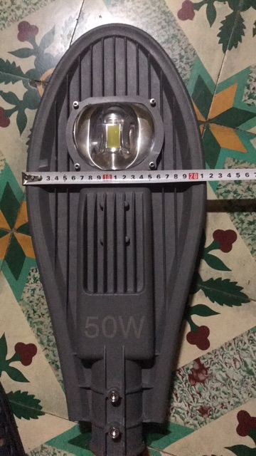 Đèn đường led 50w kiểu chiếc lá ( công suất đủ)