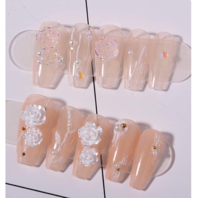 Sét charm hoa hồng trắng mix bi vàng