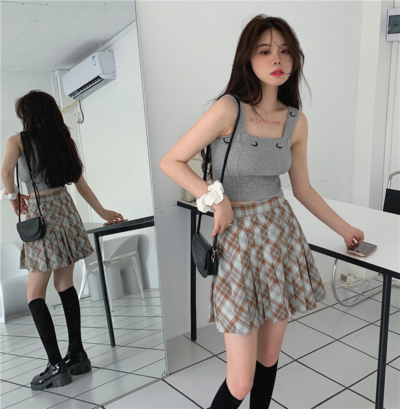 Chân Váy Chữ A Lưng Cao Xếp Ly Họa Tiết Sọc Caro Trẻ Trung | BigBuy360 - bigbuy360.vn