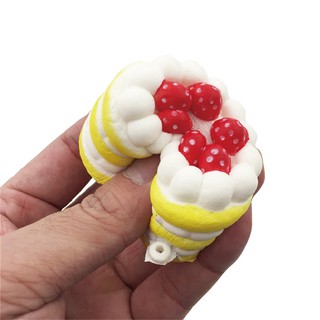 Đồ chơi dẻo giải tỏa căng thẳng hình bánh kem dâu tây mini dễ thương